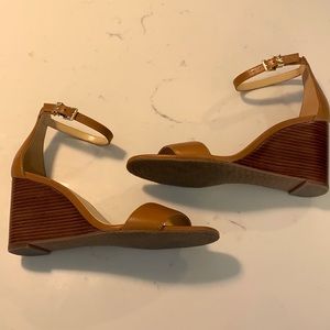 MICHAEL KORS WEDGE SANDALS